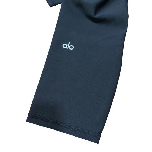 ALO Yoga High Waist Airlift Capri Legging Black Small NWT - Picture 3 of 7